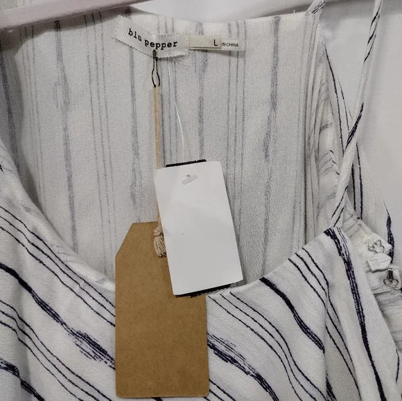 NWT Blu Pepper Romper Women's L White Blue Strips Ruffle Asymmetrical Beach Boho - Picture 10 of 12